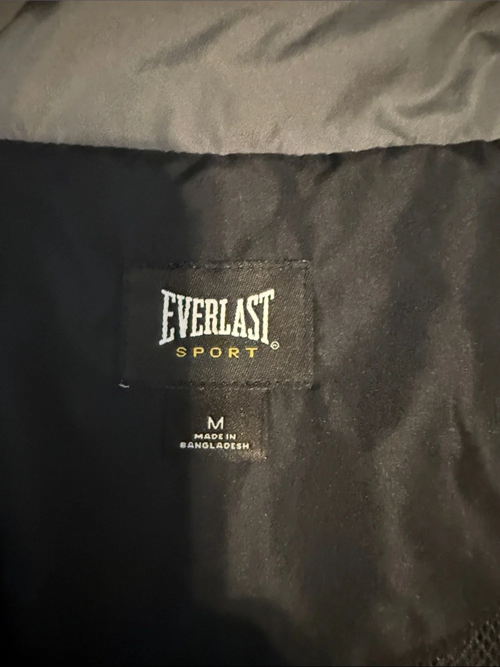 Everlast Black and Gray Men’s Lightweight Windbreaker Jacket